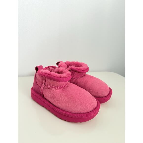 UGG Kid’s/Toddler Ultra Mini Berry Pink Classic Suede Boots 1130750T Size 9 - Picture 2 of 10